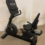 Matrix Recumbent Bike mit Premium LED Konsole, 3,5 Jahre alt