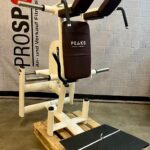 Gym 80 Pure Kraft Squat Machine, Kniebeugenmaschine, Plate Loaded