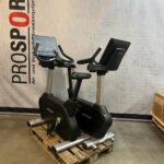 Life Fitness Integrity Series Cardiopark, BJ 2022, 6 Geräte