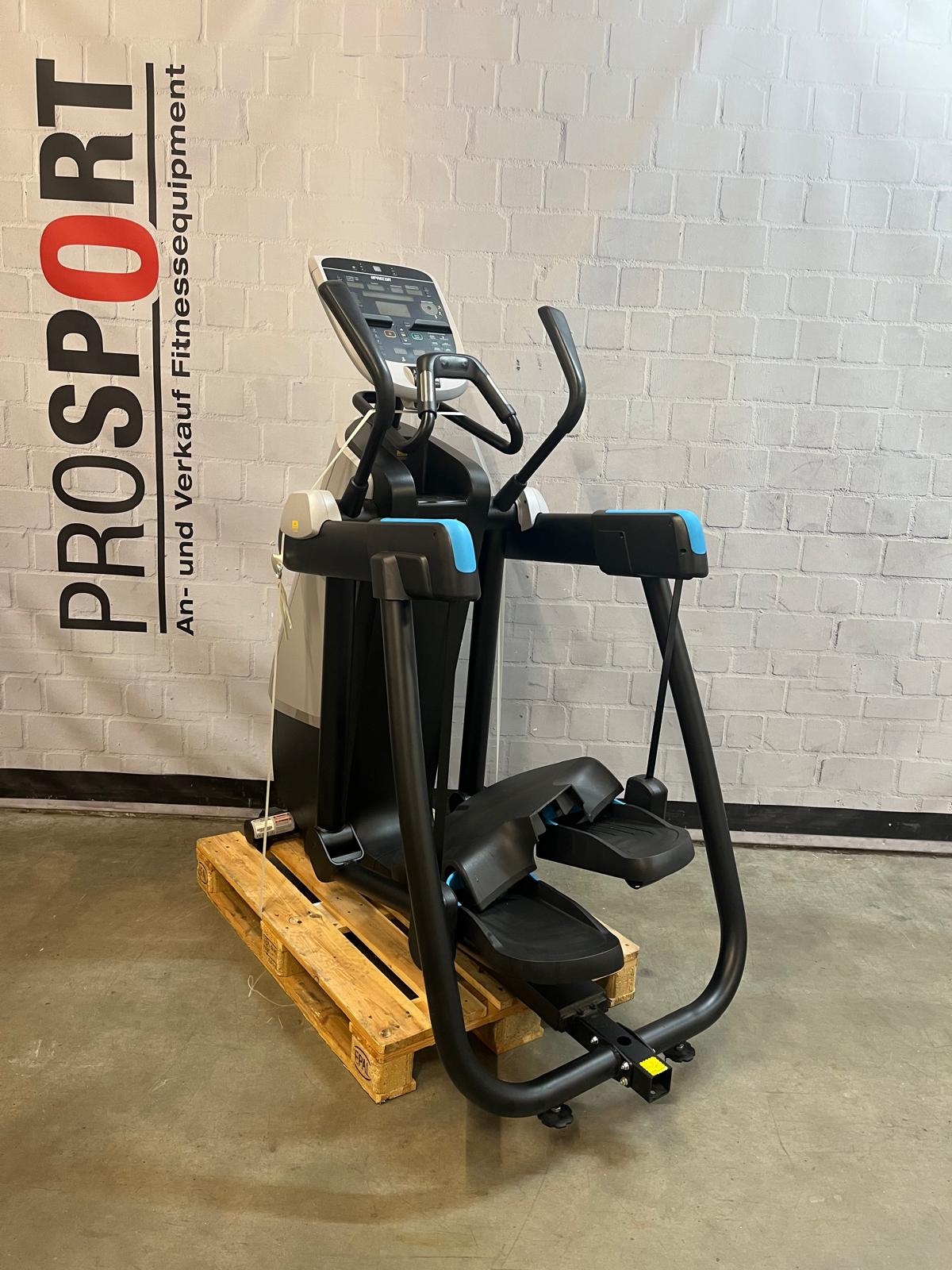 Precor AMT Adaptive Motion Trainer 835 mit P30 Konsole, schwarz