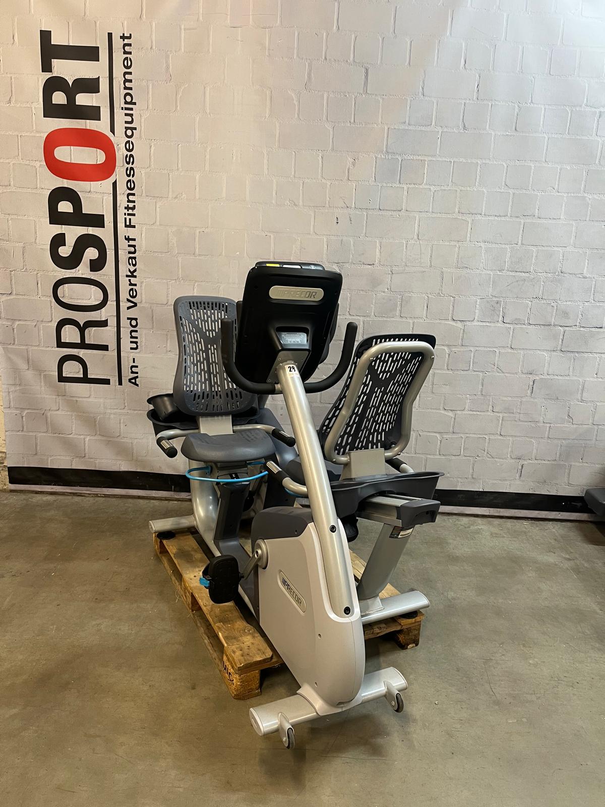 Precor Recumbent Bike mit P62 Konsole, eGym kompatibel